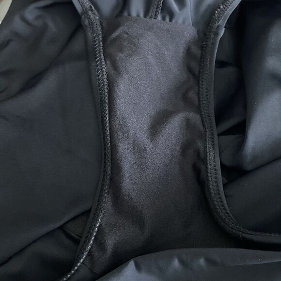 Fit 4 U Womens Size 20W Tiered Ruffle Swim Romper One Piece Swimsuit Black - Picture 12 of 14